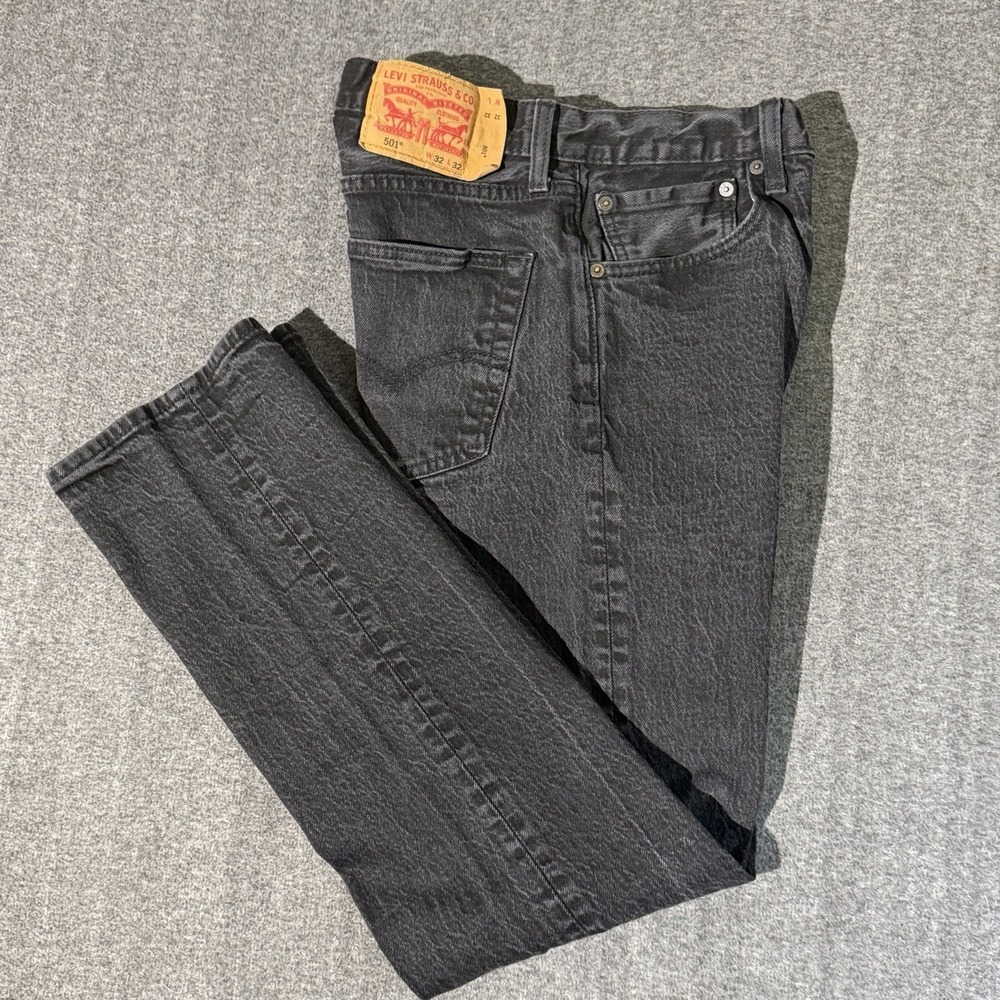 Levi's 501 Button Fly Original Fit Men's 32/32 Faded Black Jeans